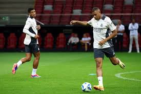 欧冠决赛中 欧冠决赛中